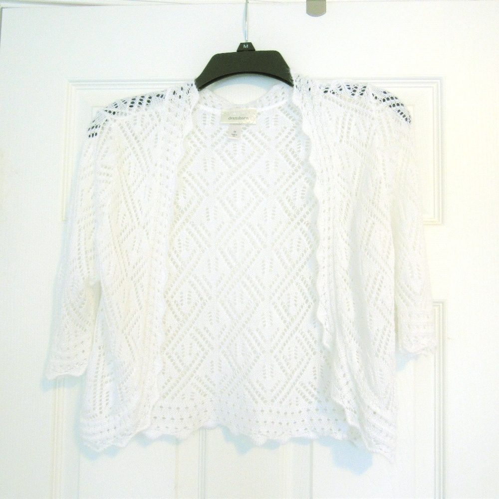 White lace design short cardigan